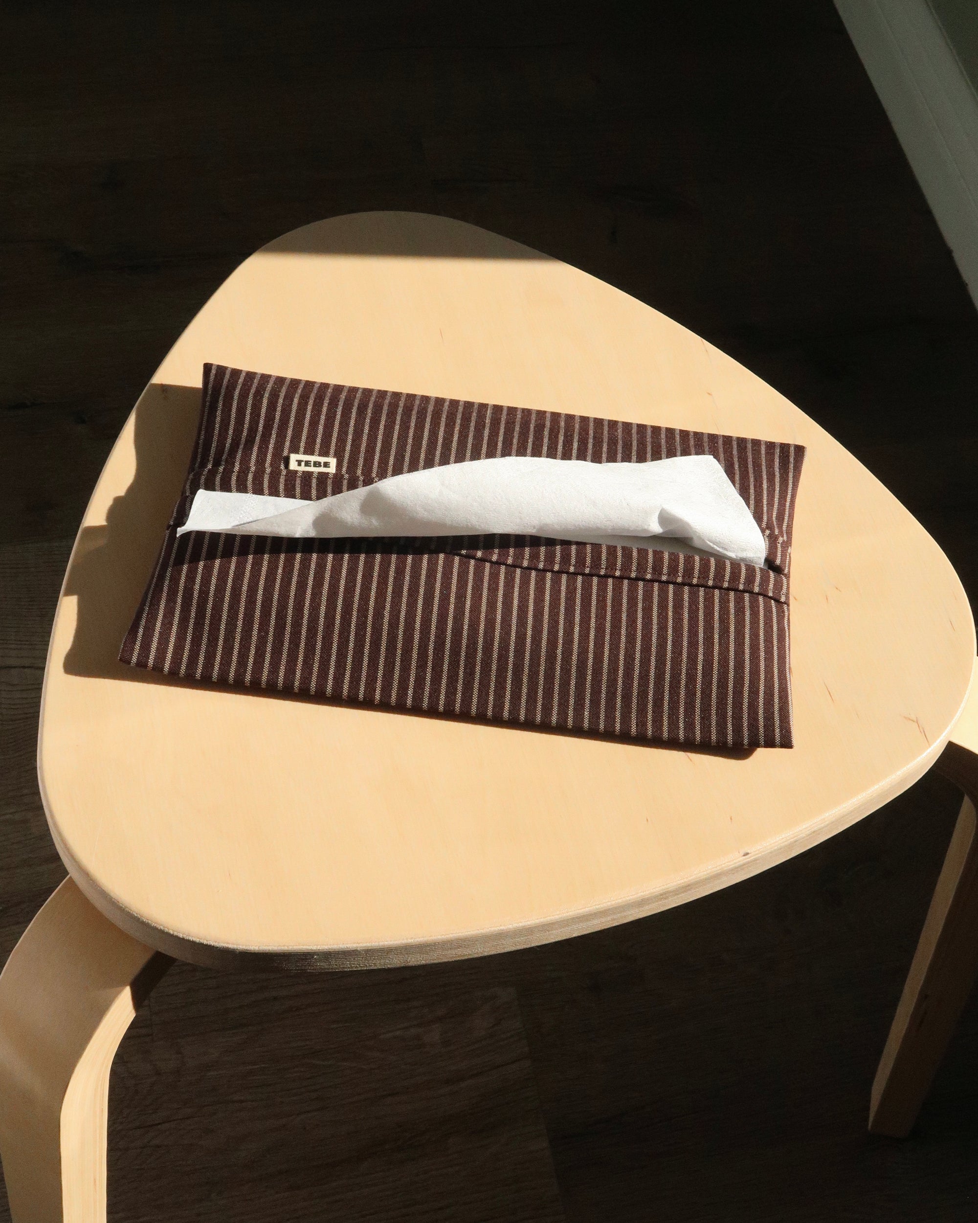 TEBE Tissue Cover — Walnut